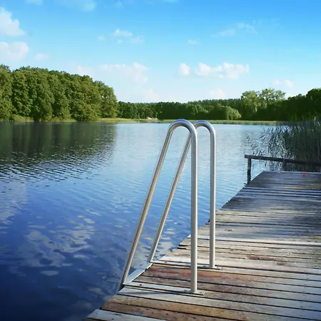 아파트 Im Der Valk Linstow